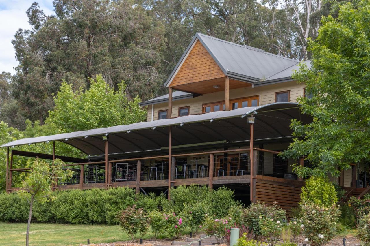 Noble River Estate Chalet